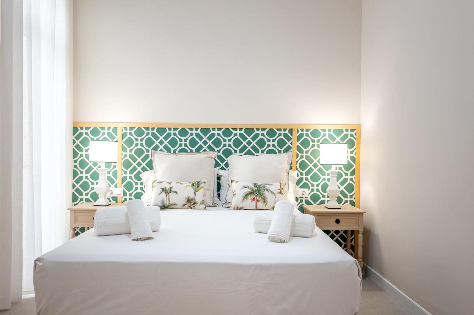 Rt41 Triana Deluxe Daire Sevilla Oda fotoğraf