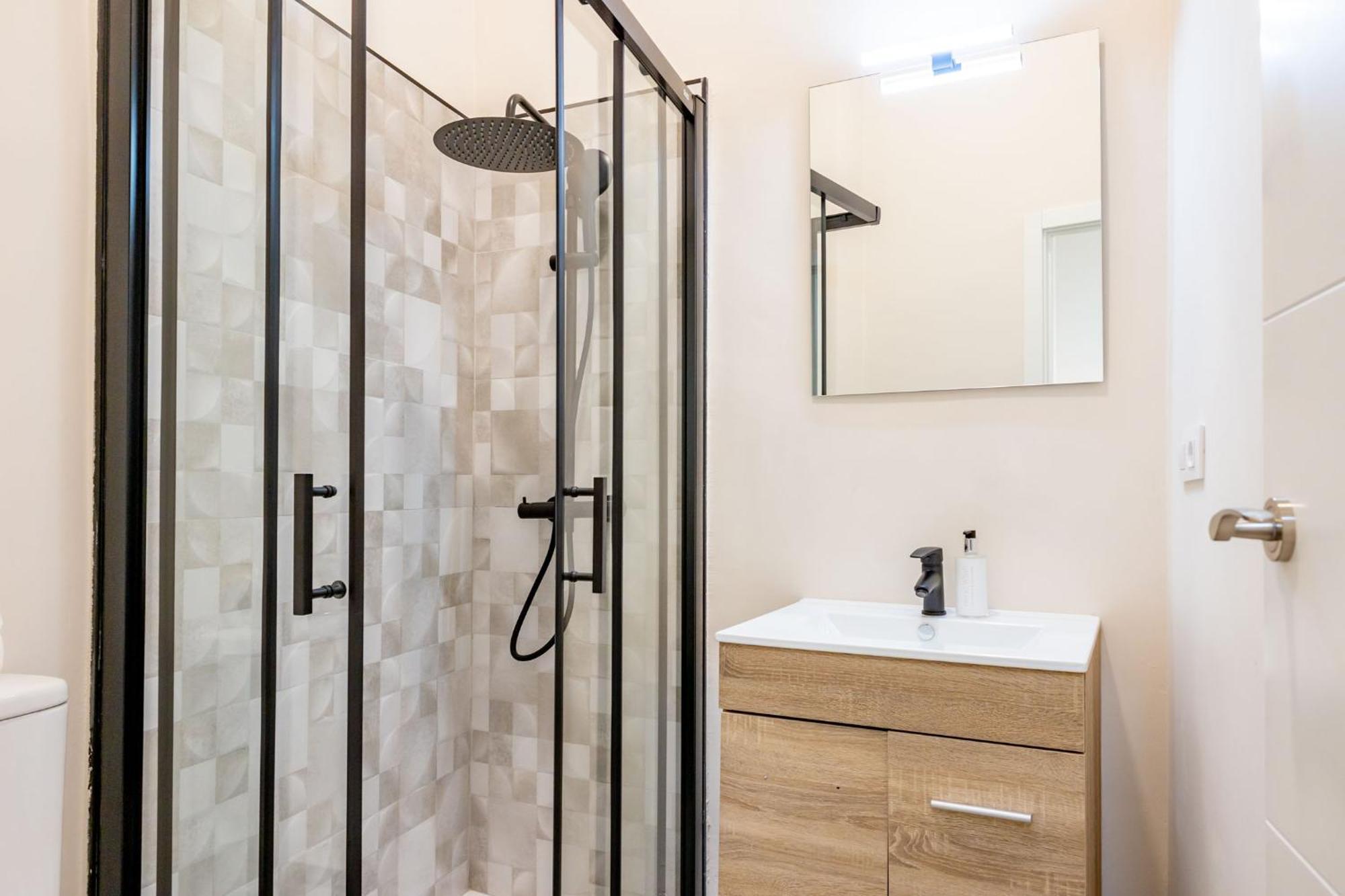 Rt41 Triana Deluxe Daire Sevilla Oda fotoğraf