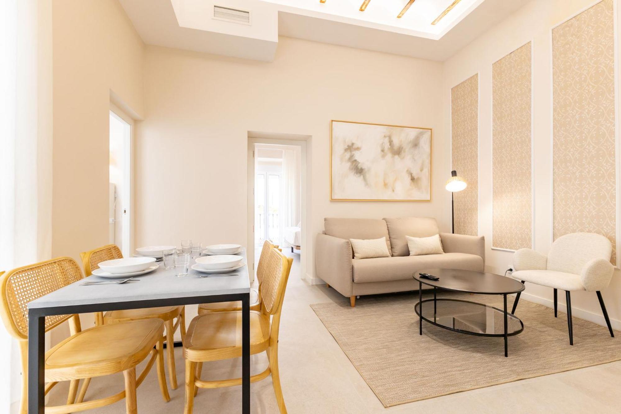 Rt41 Triana Deluxe Daire Sevilla Oda fotoğraf